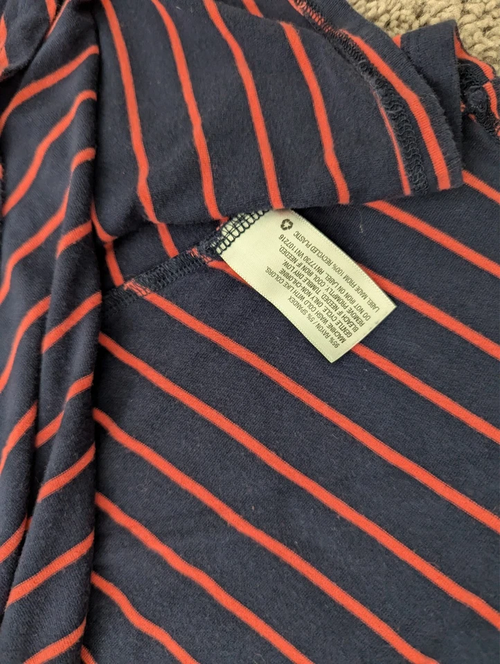 Vestido de maternidad Ingrid & Isabel para mujer extra pequeño sin mangas a rayas Foto 4 de 4