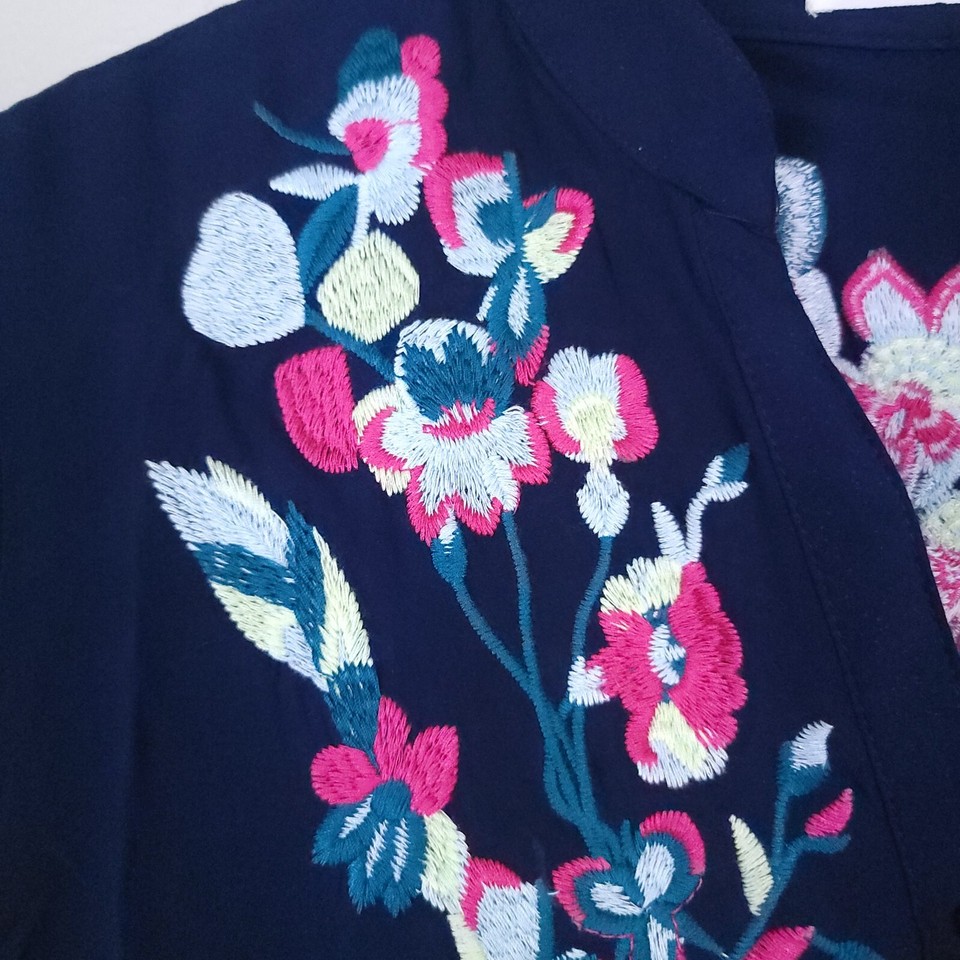 Solitaire Medium Tunic Top Shirt Blue Floral Embroidered Roll Tab