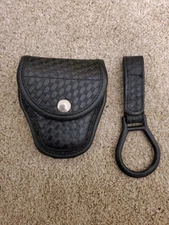 Bianchi Hand Cuff Case And Flashlight Holder