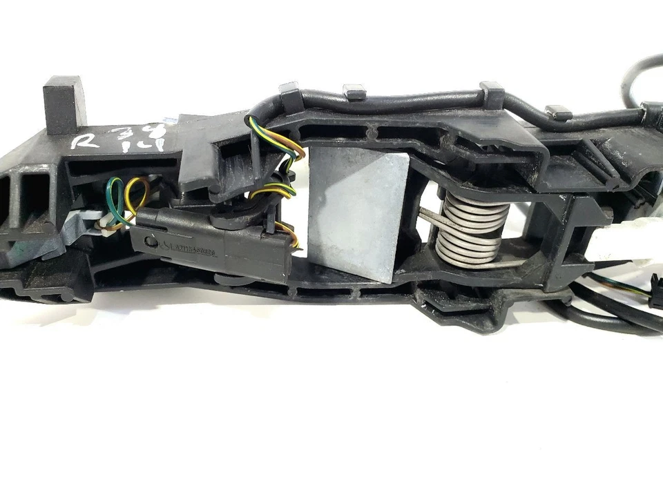 二手外门把手 适合:2006 梅赛德斯-奔驰 梅赛德斯 clk 209 型 CLK350 — 第 3/4 张图片