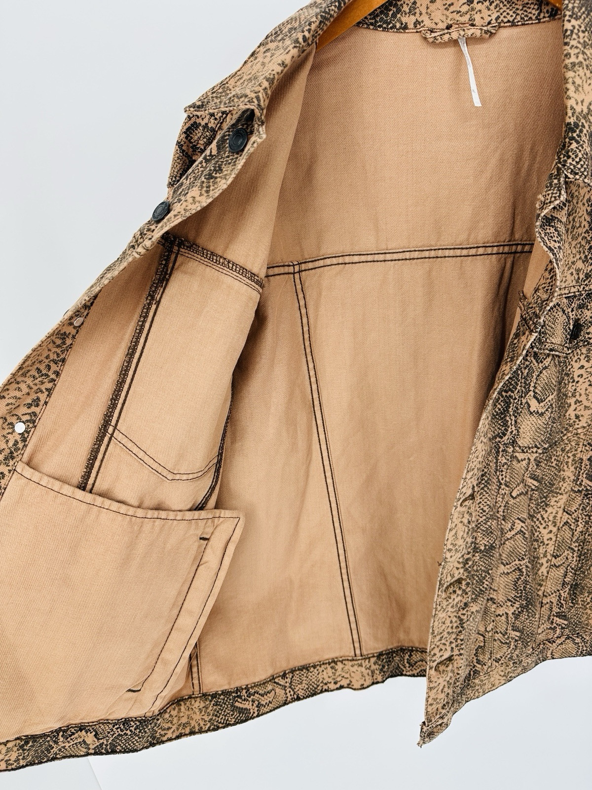 Free People Python Snake Denim Jacket Women’s XL … - image 12