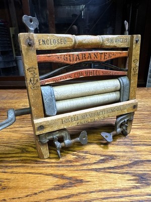 1896 SALESMAN'S SAMPLE LOVELL ANCHOR CLOTHES WRINGER
