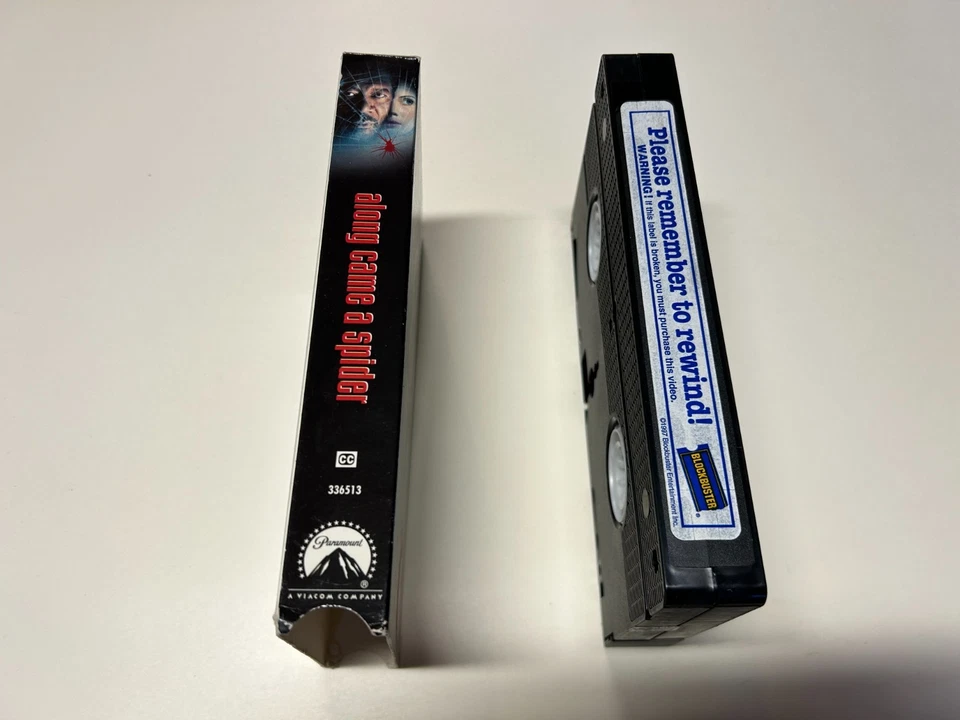 Along Came A Spider (VHS, 2002) Blockbuster Rental - Image 3 of 3