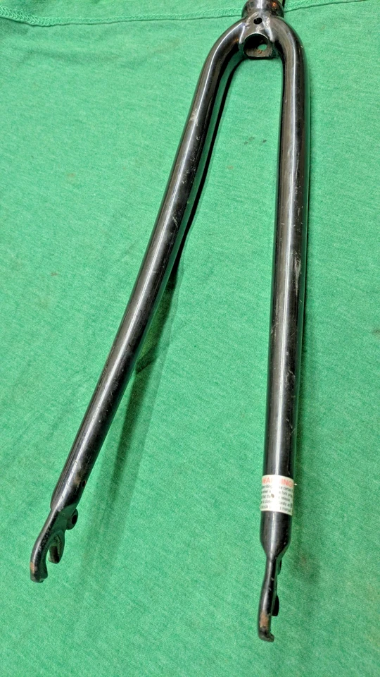 SUNLITE ROAD Bike Fork 622 700c 1 " THREADLESS BLACK 235MM STEERER - Image 4 of 4