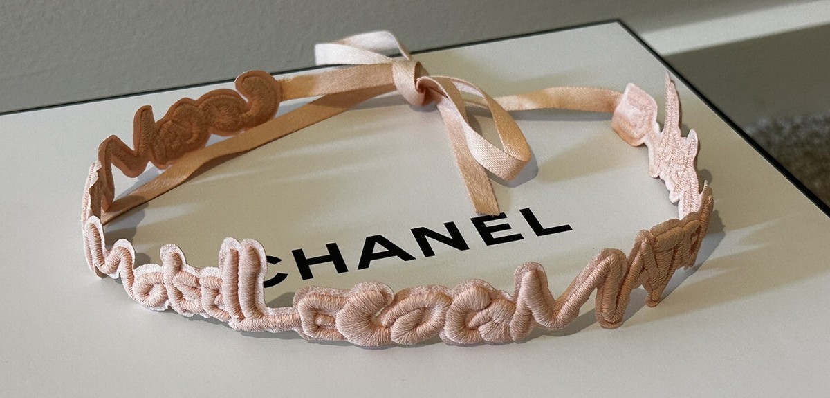 Chanel Parfums Rare Vip Gift Coco Mademoiselle Beautiful Baby Pink