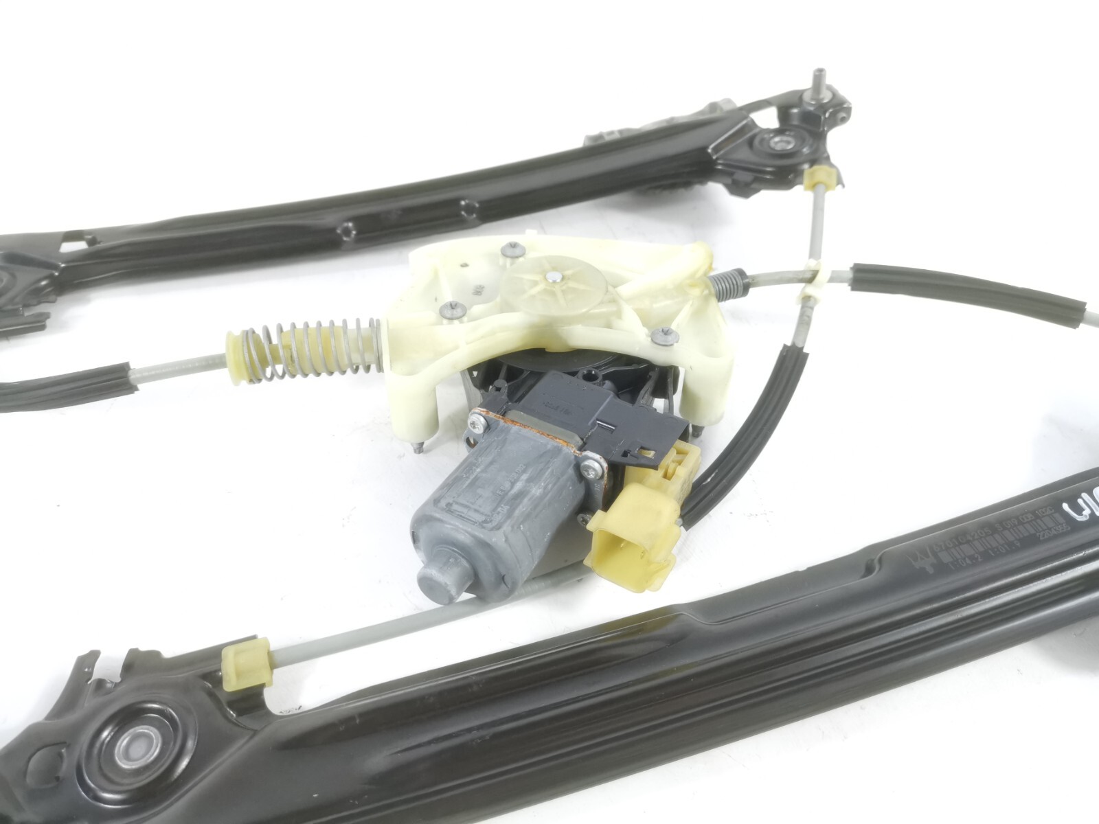 17-20 MASERATI Levante REAR RIGHT PASSENGER DOOR WINDOW REGULATOR 670104205