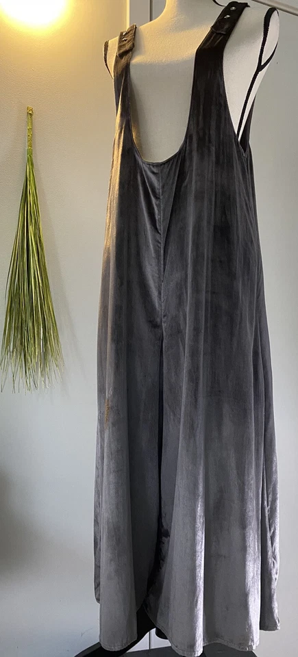 Maeve for Anthropologie Womens Velvet Overalls Romper Jumpsuit Small Grey Loose  - Image 2 of 4