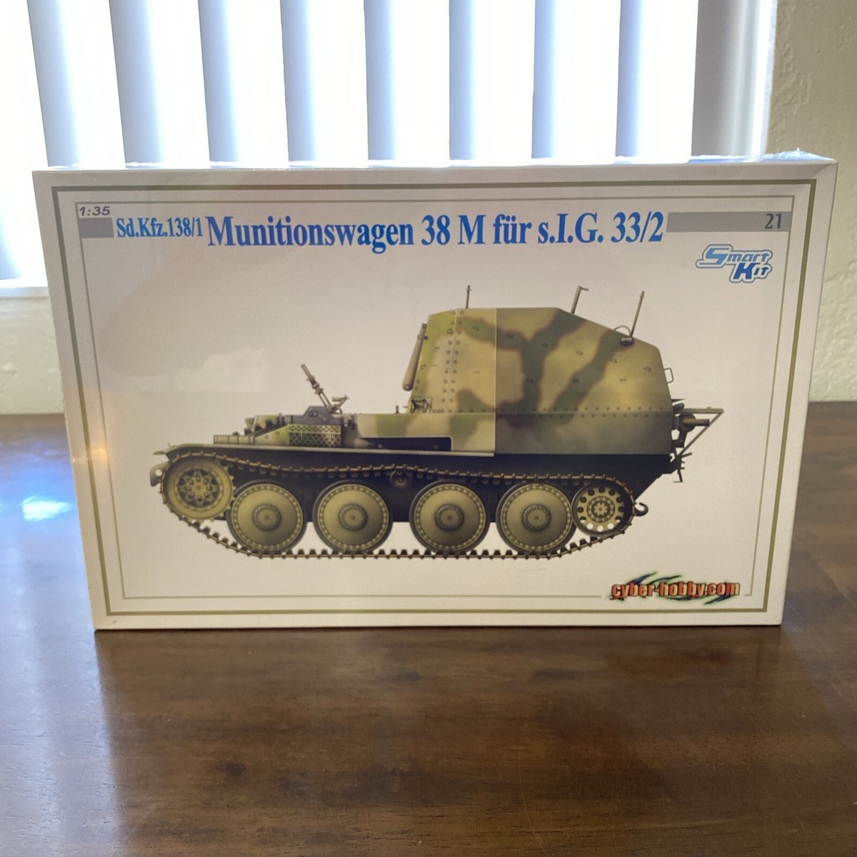 モデルガン　スパイパー Cyber-Hobby/Dragon 1/35 Sd.Kfz.138/1 Munitionswagen 38 M fur