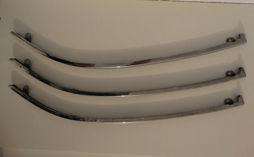 Audi A6 Avant C5 Scheinwerfer Blende Leiste Stoßstange vorne Chrom Recht 1 st.