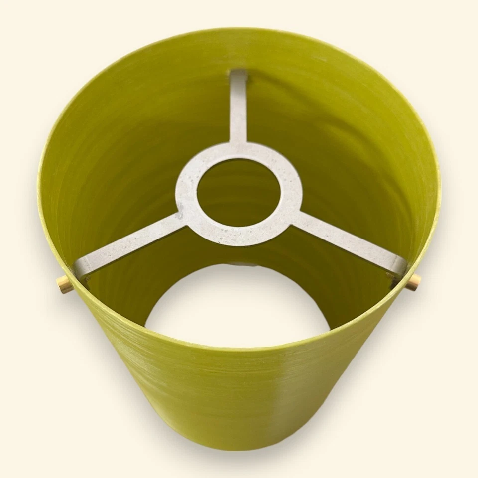 Pantalla de lámpara de fibra de vidrio hilada Shatterline hecha en Gran Bretaña por Royale 9" x 6" aguacate Foto 4 de 4