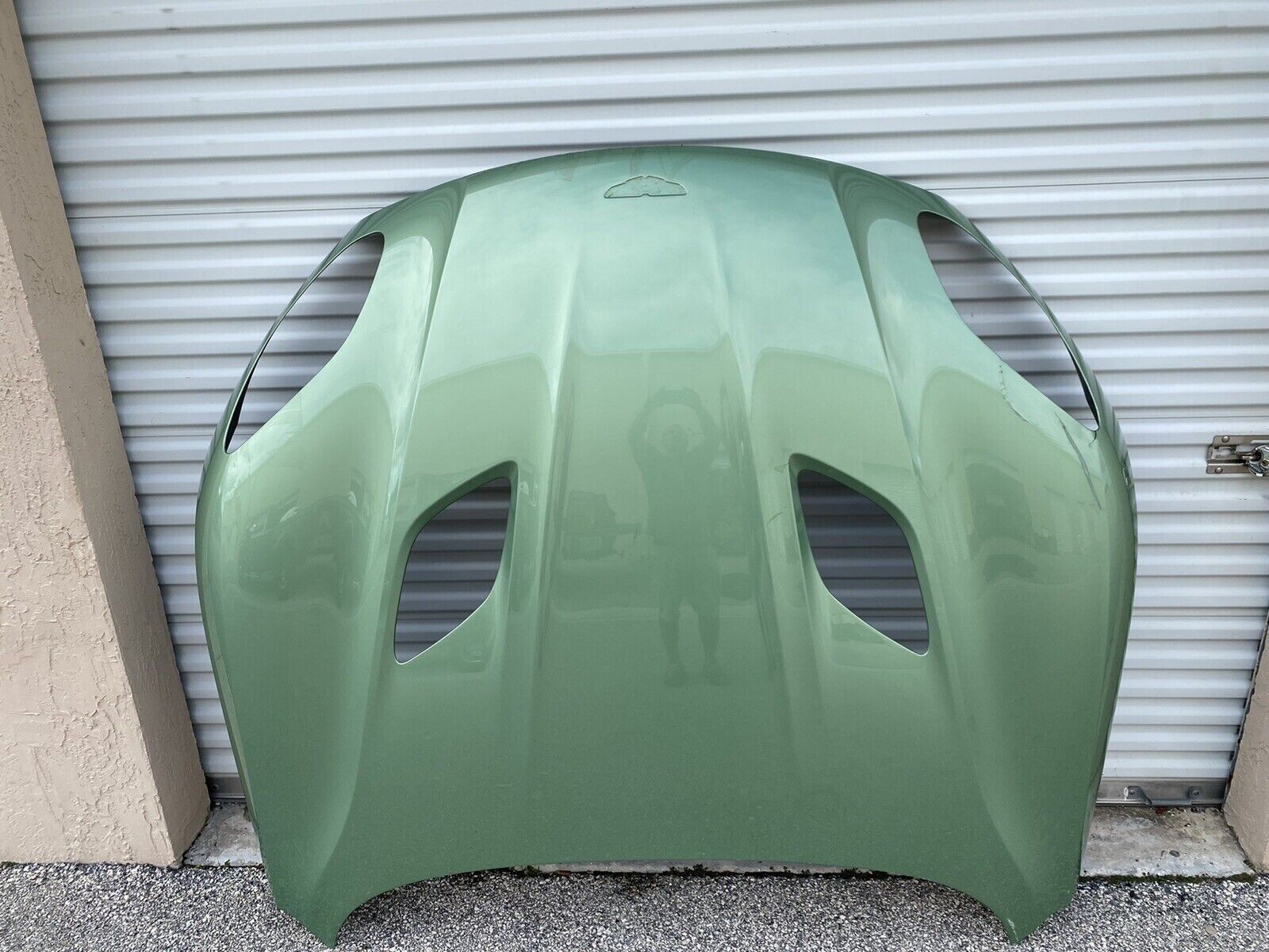 2018 2019 2020 2021 ASTON MARTIN DBS CARBON FIBER HOOD BONNET OEM USED