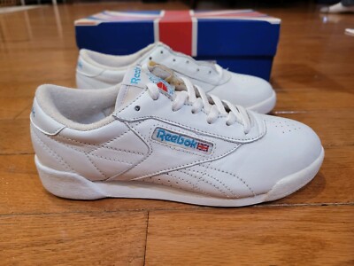Reebok Freestyle Low Junior Size 2.5