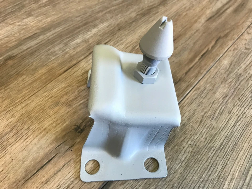 Chevrolet Impala SS 1963 63 Bel Air usado GM capó delantero pin de captura restaurado OEM Foto 3 de 3