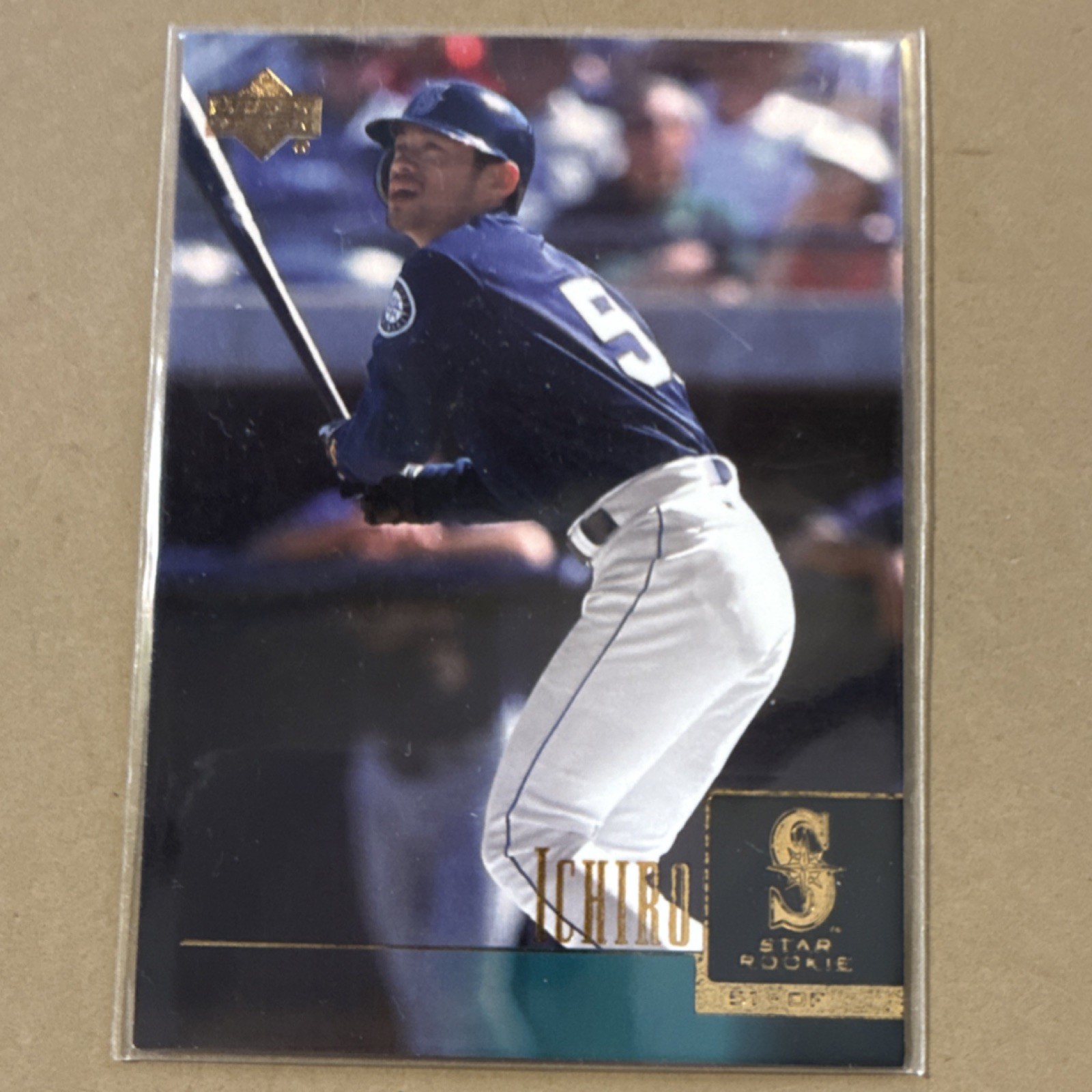 Upper Deck 2001 Ichiro Suzuki #271 Star Rookie Seattle Mariners Baseball Card