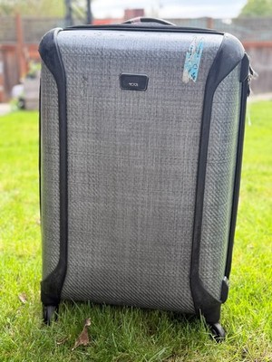 TUMI Tegra-Lite 25  Carbon Gray Hard Case Spinner 28125TG Luggage Suitcase