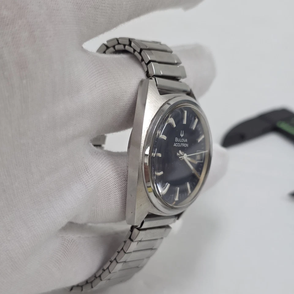 Reloj Pulsera Accutron 7541 De Colección Para Hombre Tenedor de Afinación 2181 Acero Inoxidable Esfera Azul Foto 4 de 4