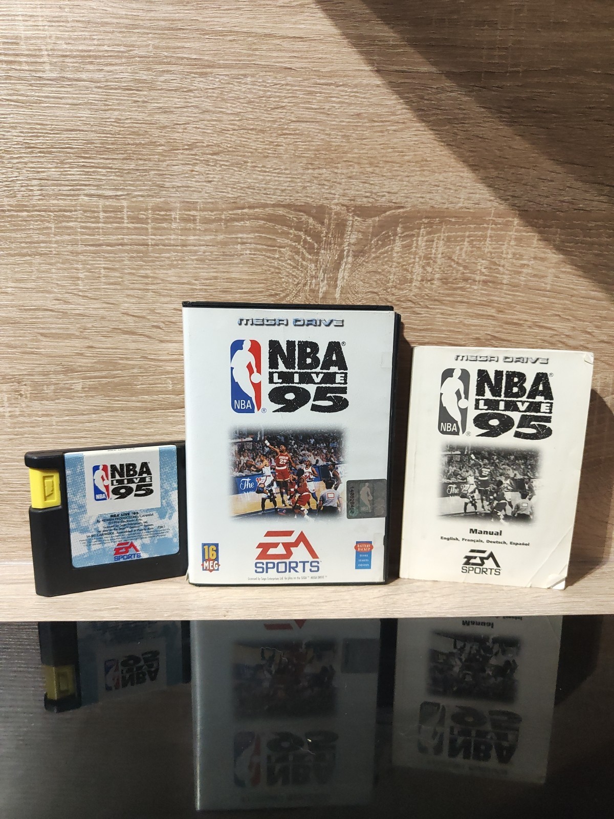 NBA LIVE 95 COMPLET BOÎTE NOTICE SEGA MEGADRIVE PAL EURO (FR) CIB OVP - Bon état