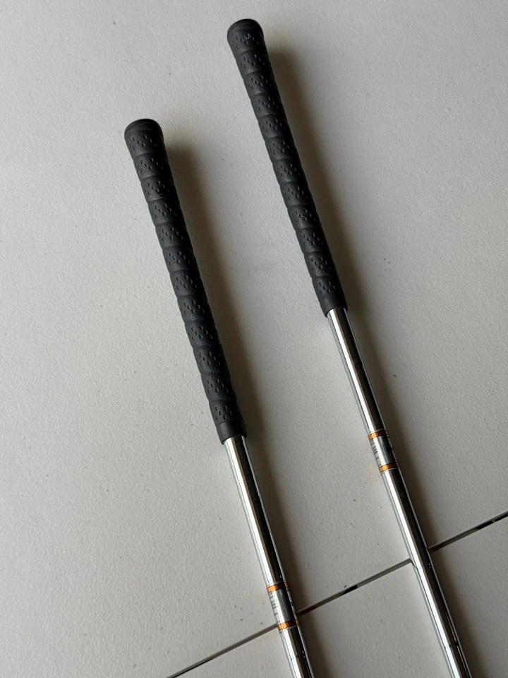 Juego de empuñaduras originales Ping Black Dot EYE 2 3 y 4 hierro Karsten Ping KTM eje Foto 4 de 4