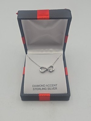JC Penney echter Diamant Akzent Sterlingsilber Unendlichkeit Anhänger Halskette