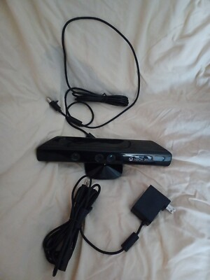 Microsoft Kinect Sensor Bar for Xbox 360 1414 AC With Power Adapter 1429 Works