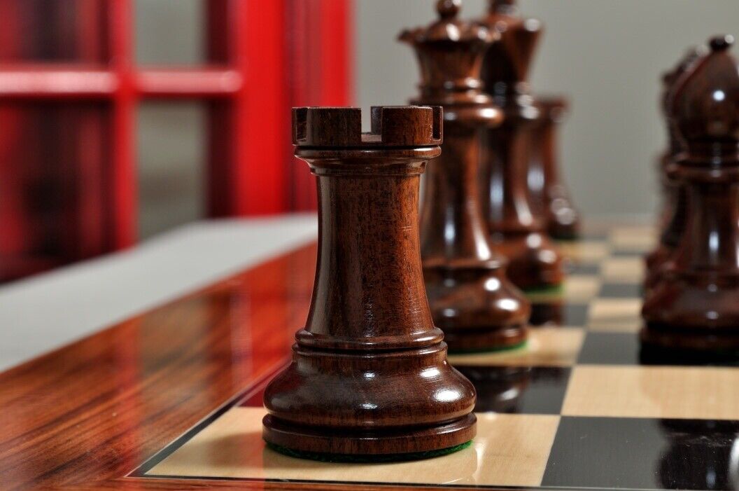 The Grandmaster Series Chess Set - 4.0 King