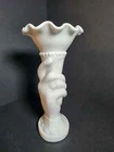 Vintage Westmoreland White Milk Glass Hand Holding Vase W/ Ruffled Top
