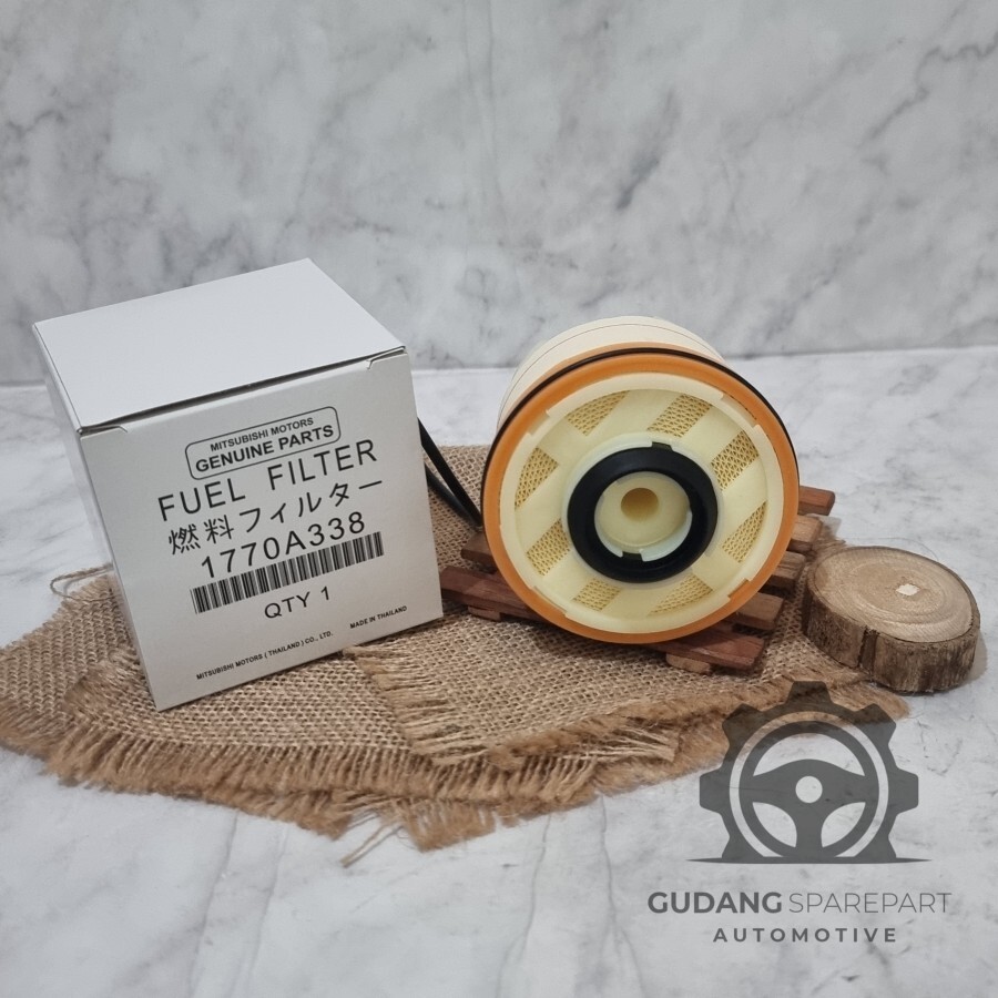 OEM Mitsubishi Triton Pajero Montero Sport Diesel Fuel Filter