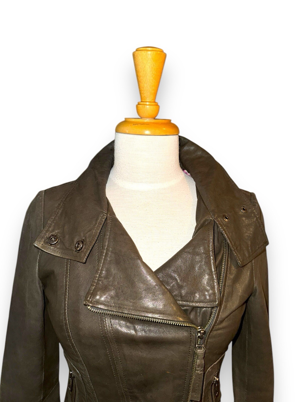MACKAGE for Aritzia The Kenya Genuine Leather Moto Jacket Olive Green size XS image 2
