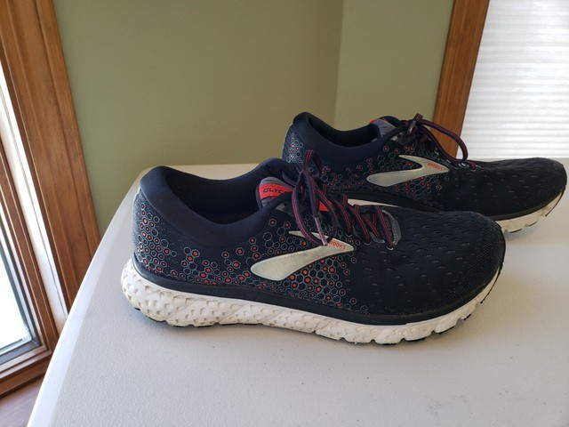brooks beast 17