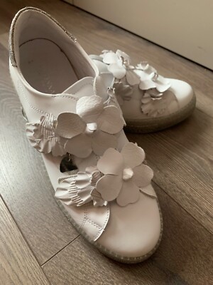 Monnalisa girls shoes, size 38