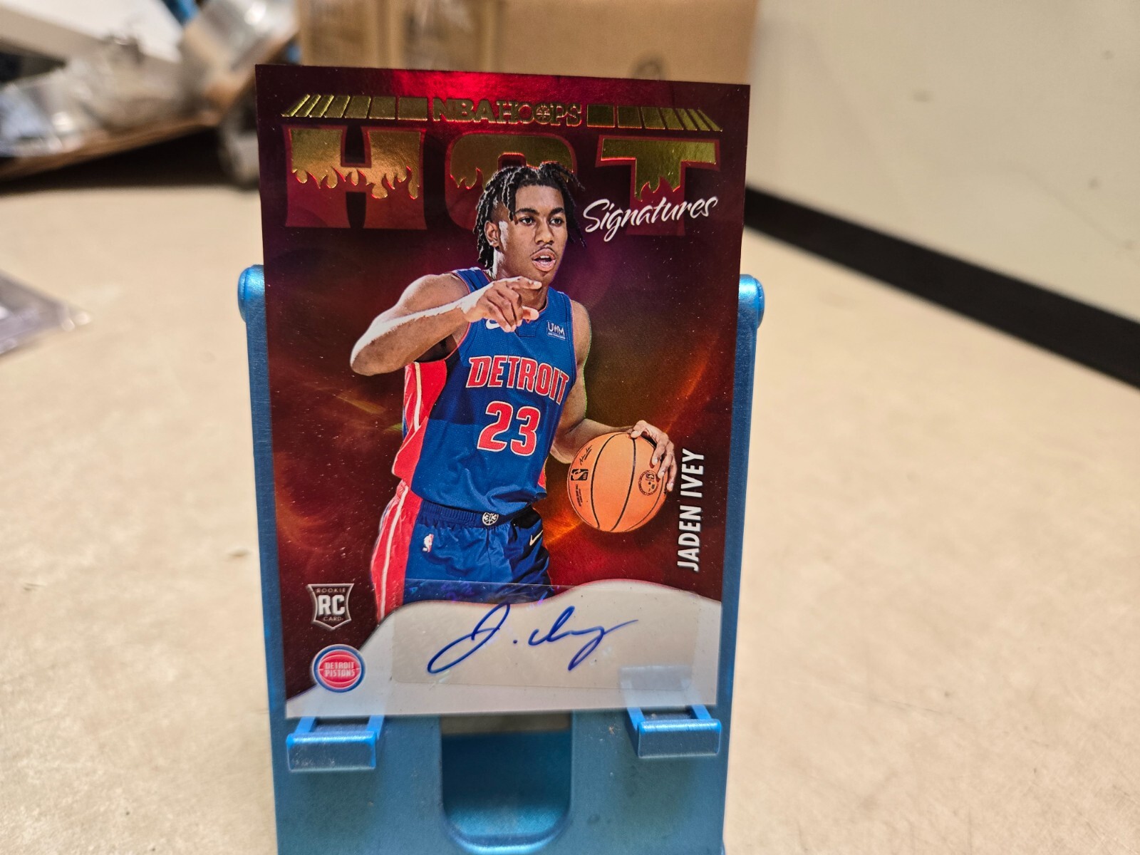 2022-23 Panini Hoops Jaden Ivey Hot Signatures Rookie Autograph
