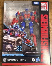 Takara TOMY Transformers Studio Series 32 SS32 Voyager Class Optimus Prime