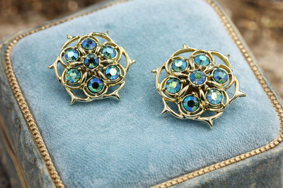 Beautiful 1960 Sarah Coventry Lime-Light AB Aurora Borealis Rhinestone Earrings