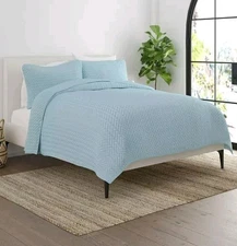 ienjoy Home Herringbone Lightweight Quilted Coverlet Set King Pale Blue