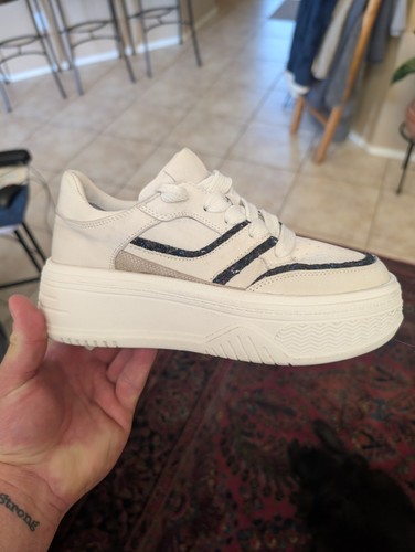 Steve Madden TAKER WHITE/BLACK sneakers worn ONCE like USED (Women) Size 7