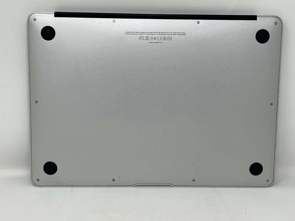 Macbook Air 13" 2011 A1369 High Sierra i5 1,6 GHz 2 GB Ram 64 GB SSD Foto 3 de 3