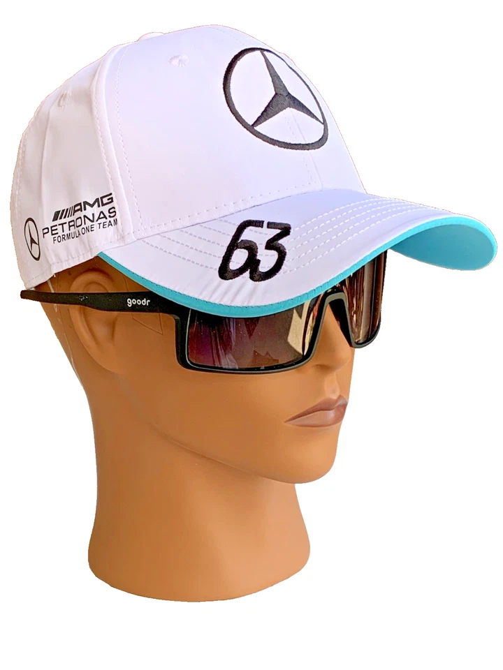 Gorra de piloto blanca F1 Racing Team 2025 AMG Petronas/George Russell. Fábrica 2ª. Foto 4 de 4