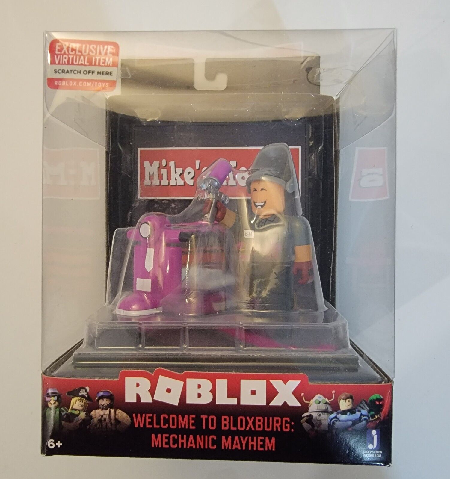 Roblox “Welcome to Bloxburg: Mechanic Mayhem” Action Figure Desktop Toys No  Code