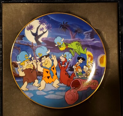 LAST CALL SALE  Warner Brothers FLINTSTONES  Water Buffalo Party  Plate Retired