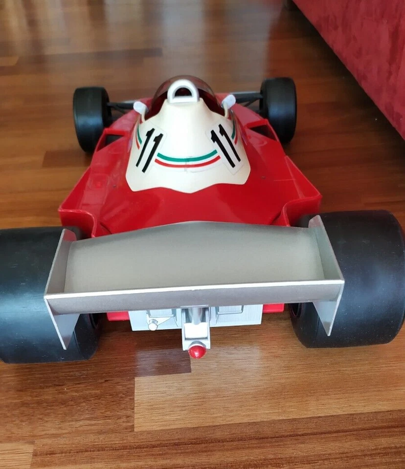 Modello 1:6 FERRARI F1 312 T2 POLISTIL per Distillerie TOSCHI Niki Lauda Raro - Immagine 4 di 4