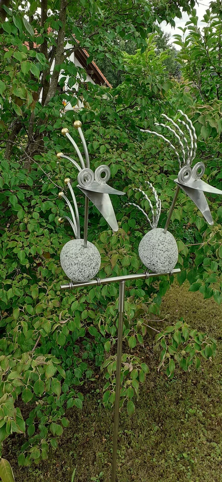 Gartenstecker aus Edelstahl und Granitstein Steinvogelfamilie - Bild 3 von 4