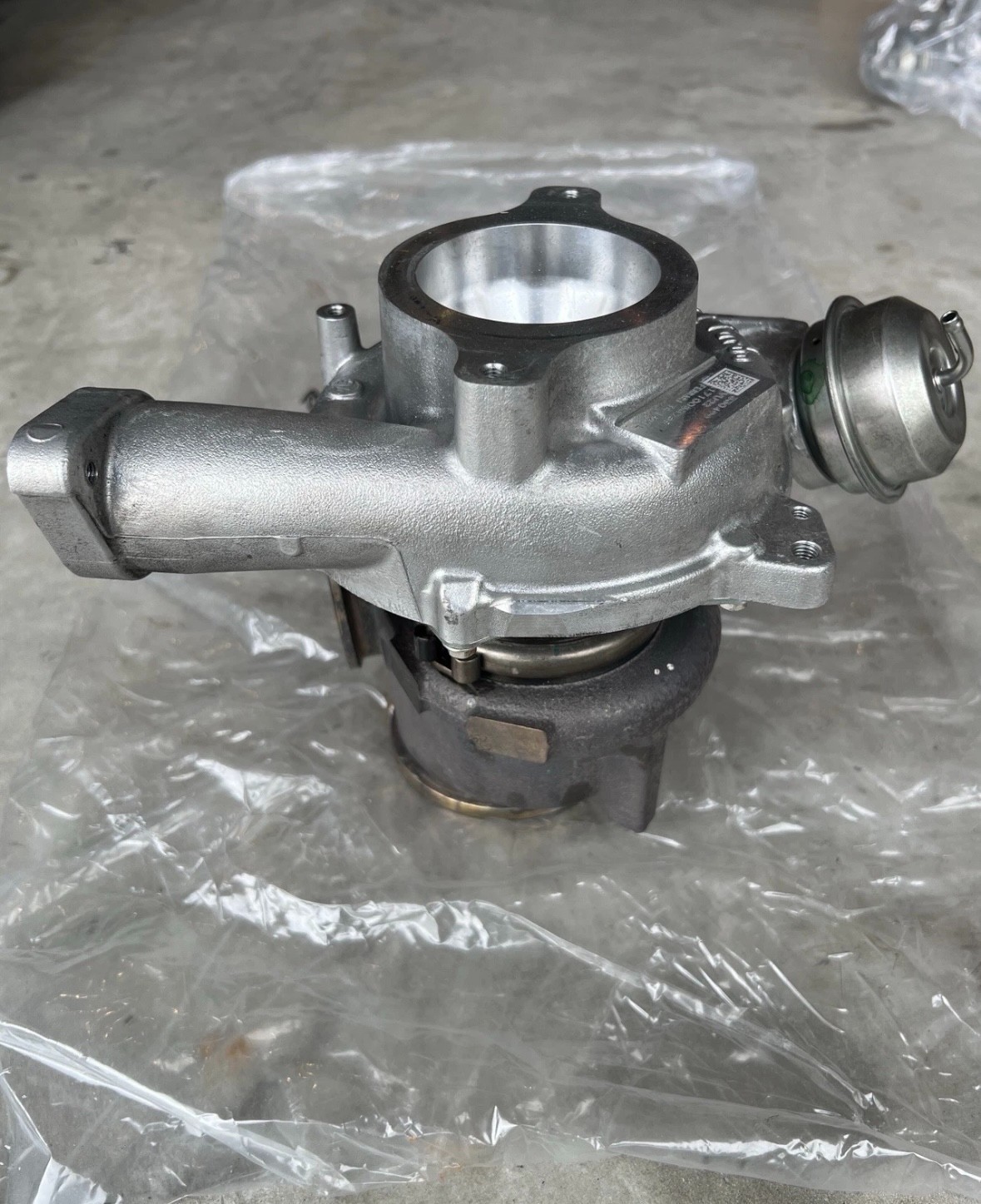 16-19 Ferrari 488 GTB Spider Driver Side Turbo Turbocharger T