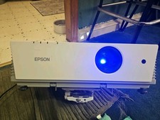 Epson PowerLite 6110i LCD Projector