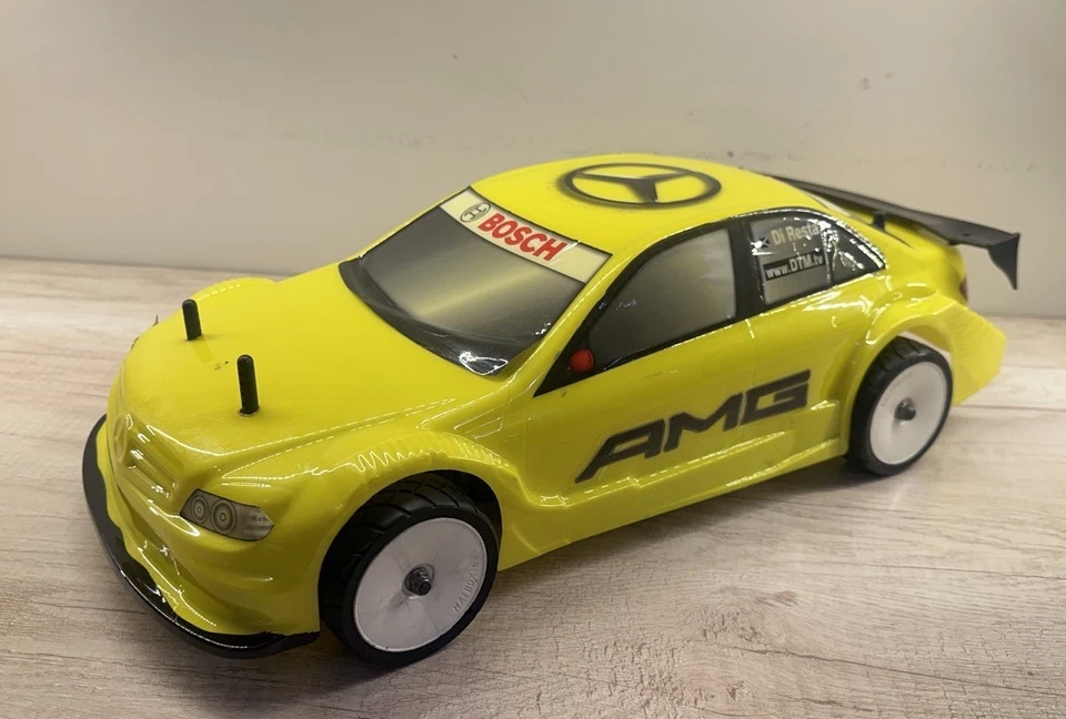 Kyosho FW06 1:10 GP Engine 4WD Touring Car With Mercedes AMG BodyShell, FW-06 - Image 4 of 4