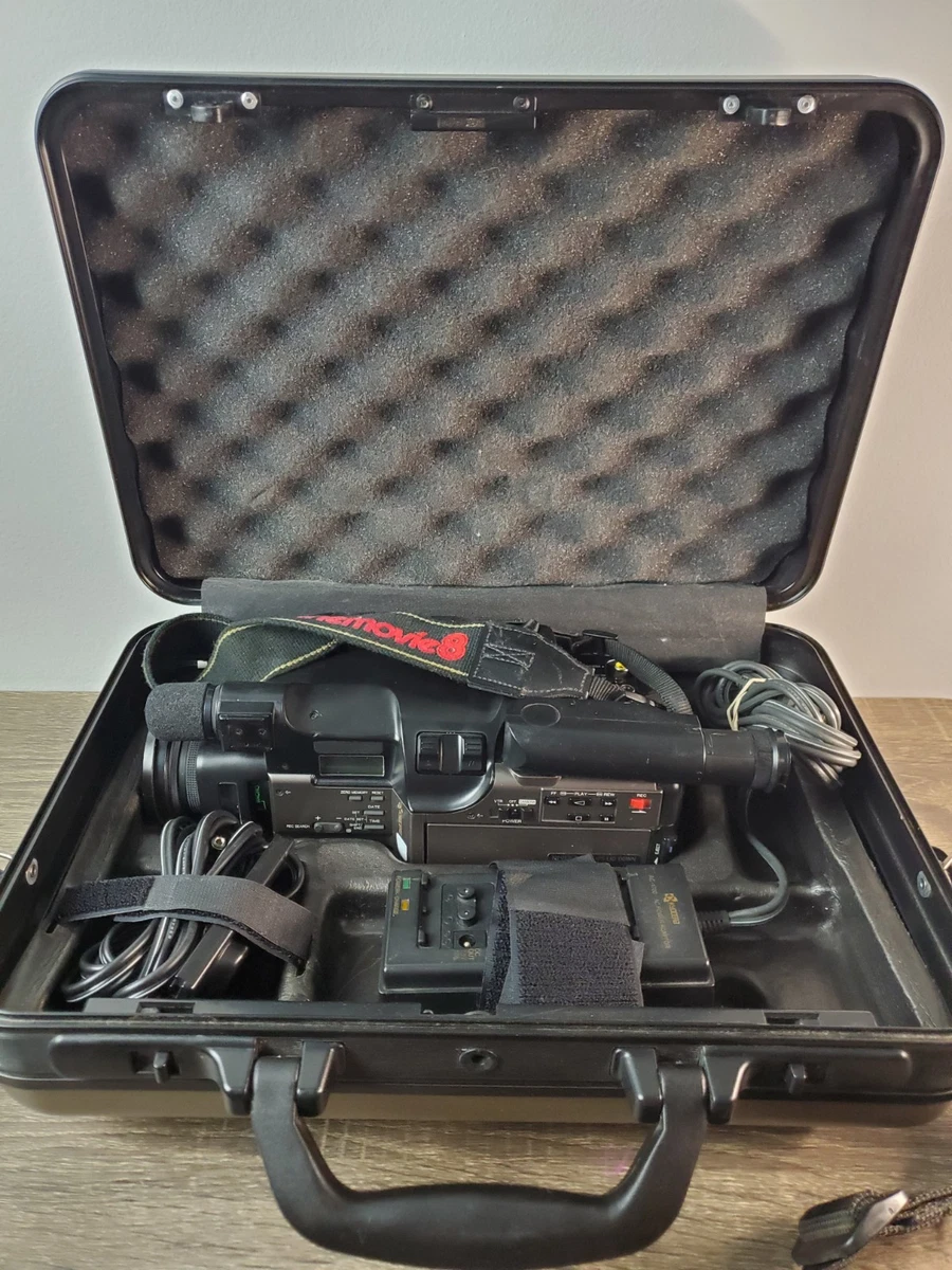Caméra super 8 / 10 Yashica avec housse transport Japon