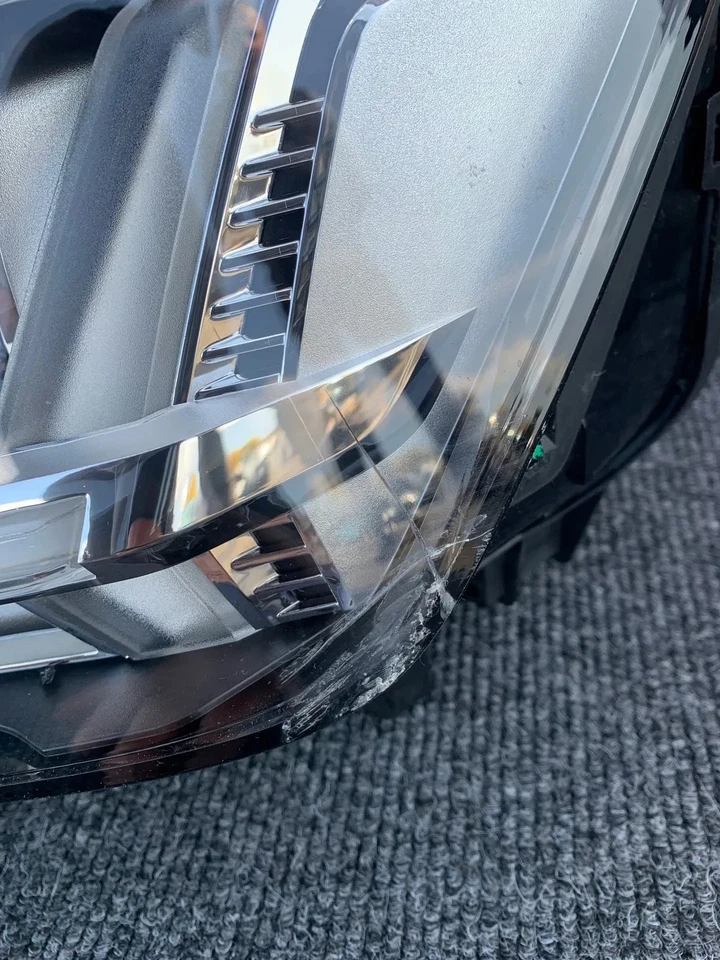 Frontscheinwerfer Audi Q2 81A941033 Full LED Links Scheinwerfer Headlight - Bild 4 von 4