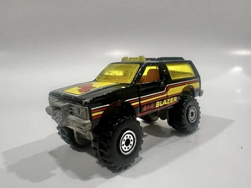 Vintage 1983 Hot Wheels Chevy Blazer 4x4 Open Doors Black Yellow Loose