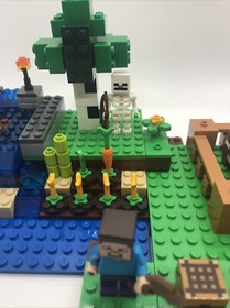 LEGO (21114) Minecraft: The Farm Set 100% Complete With Instructions & Box