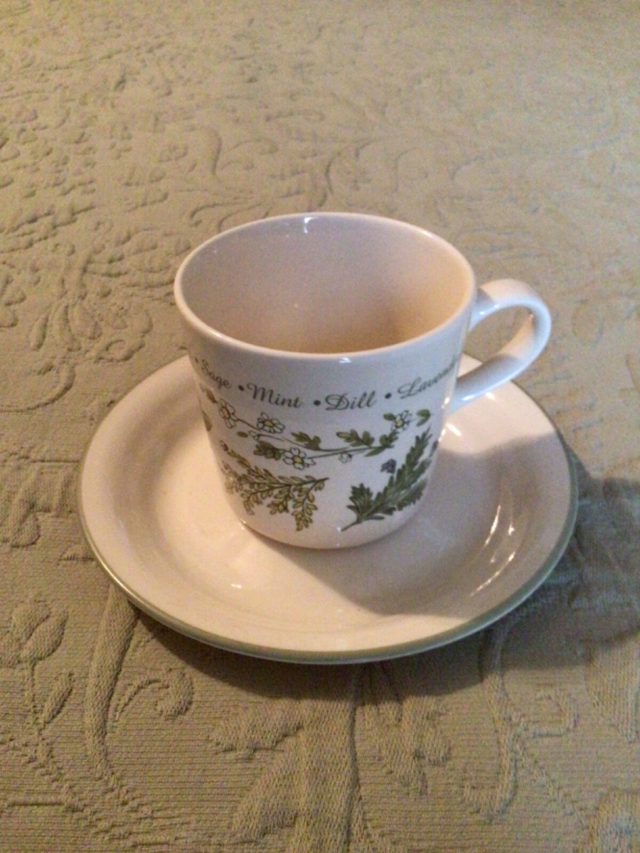 CORELLE Coordinates THYMELESS Herb Sage Mint Stoneware Coffee Mug Tea Cup