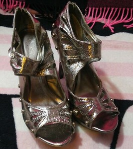 qupid silver heels